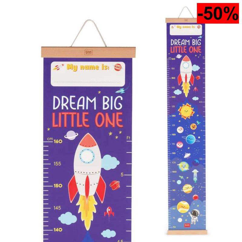 Metro de pared Dream Big Little One, metro colgante para medir la altura de los niños, hasta 160 cm, con 41 pegatinas y listones de madera - oferta Amazon